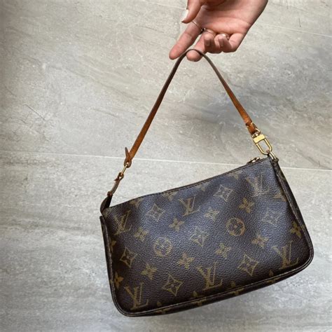 szalik louis vuitton podróbka|Torebki Louis Vuitton .